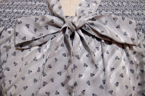 他の写真3: 三角柄ボウタイブラウス[5104]