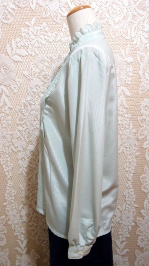 他の写真1: スタンドカラーフリル付きブラウス[5106]