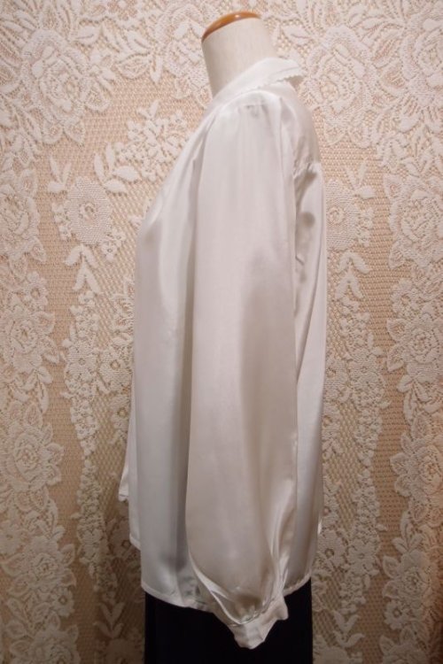 他の写真1: 襟フリル付きブラウス[5122]