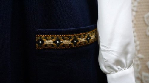 他の写真1: 無地 混ウール ジャンパースカート チロリアンテープ[52151]