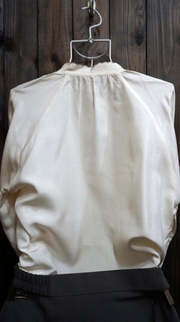 画像5: 無地 カラー 長袖ブラウス 刺繍 ラグラン袖 スタンドカラー[15258]