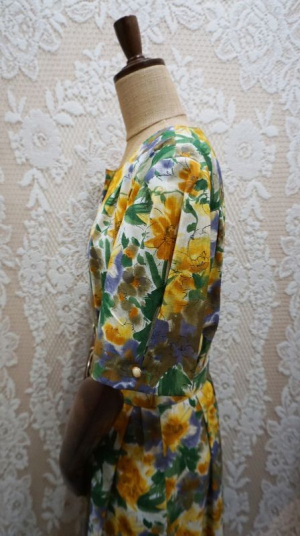 画像7: 花柄 レトロワンピース ノーカラー[52157]