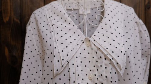 他の写真1: ドット柄 半袖 ブラウス ダブルカラー[11284]