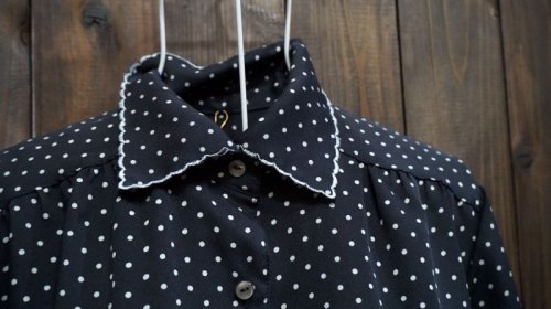 他の写真1: ドット柄 半袖 ブラウス スカラップカラー[11353]