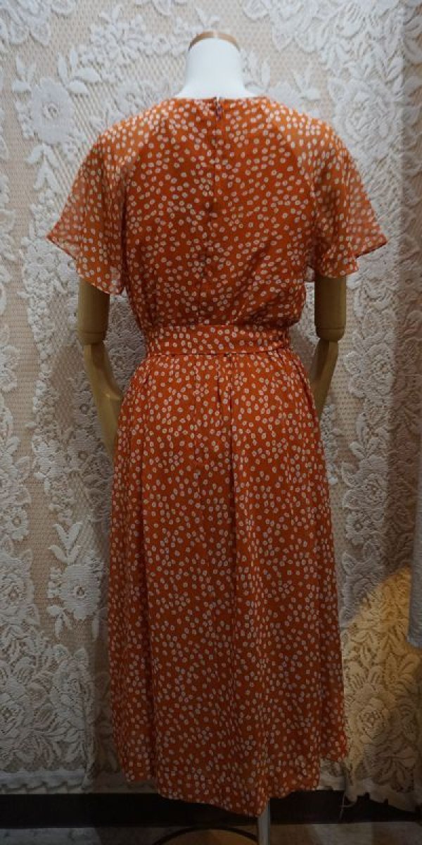 画像4: レトロ幾何学柄 オレンジ系 半袖 レトロワンピース ノーカラー [52538]