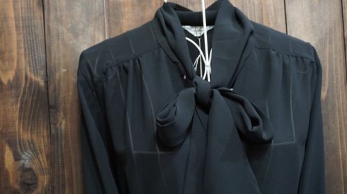 他の写真1: ブラック 長袖 ブラウス ボウタイカラー  [15841]