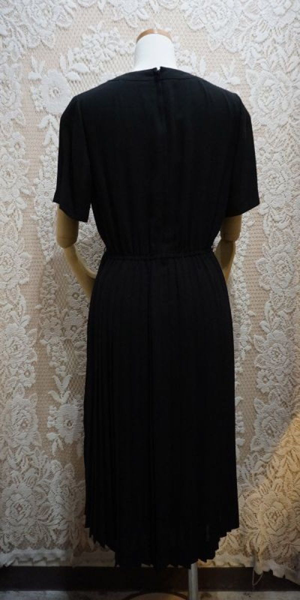 画像4: 無地 ブラック 半袖 レトロワンピース  ノーカラー[52682]
