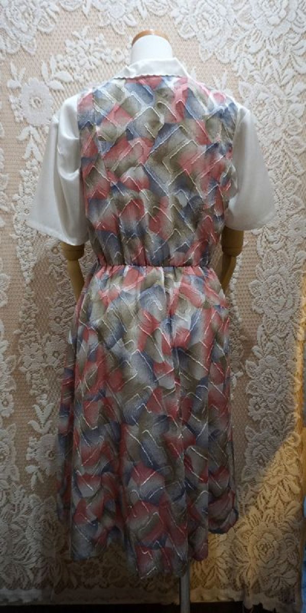 画像4: レトロ幾何学柄 ピンク ワンピース ノーカラー[52750]