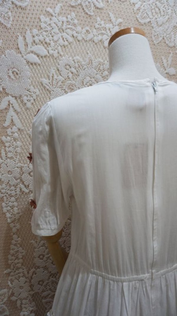 画像10: 無地 白 半袖 コットン レトロワンピース ノーカラー リボン フリル[52875]