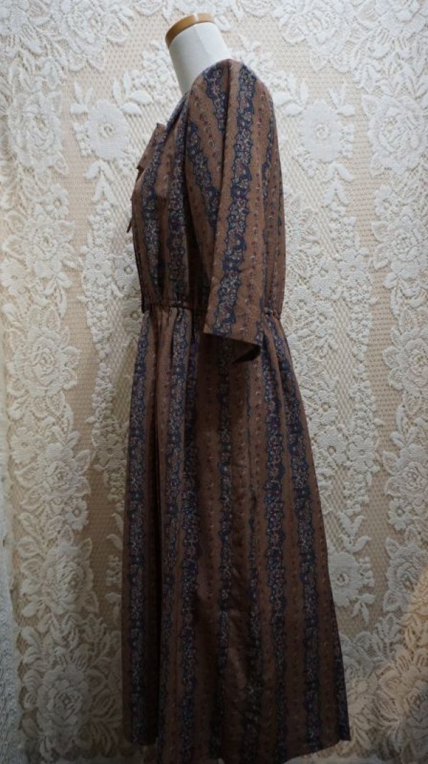 画像3: エスニック柄 ブラウン系 半袖 五分丈 レトロワンピース ボウタイカラー [56278]