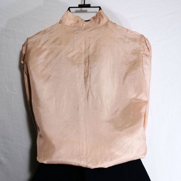 画像10: 無地 ピンク系 長袖 ブラウス スタンドカラー[16159]