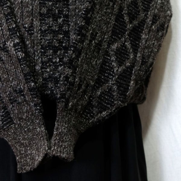 画像3: グレー×ブラウン系 セーター アラン ニット ハイネック [25556]