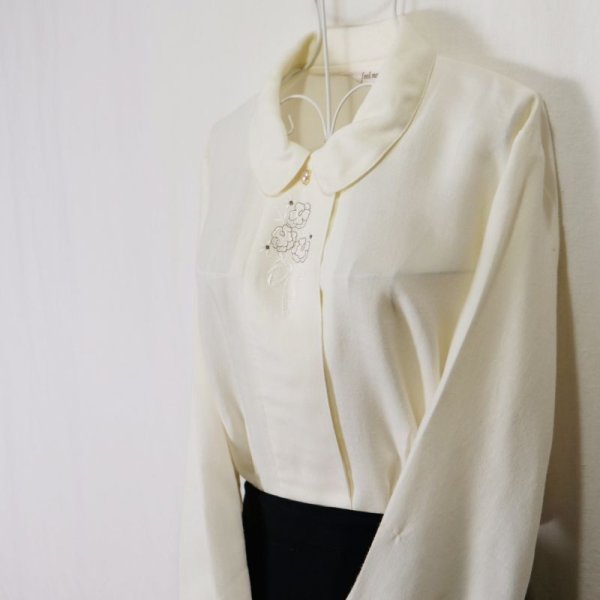 画像6: 無地 白 オフホワイト 混ウール 長袖 ブラウス ラウンドカラー 刺繍[16464]