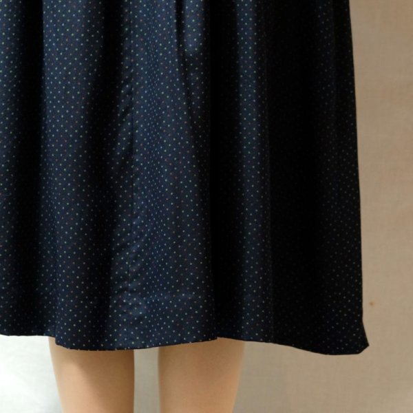 画像11: ピンドット柄 ネイビー系 シルク スカート フレア/w65cm[42265]