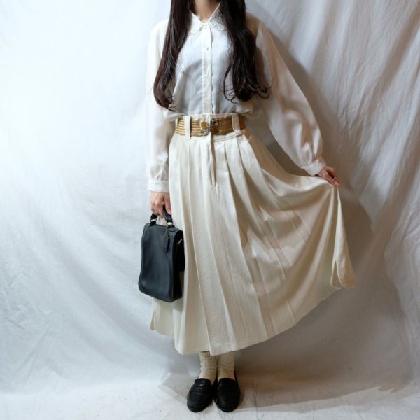 画像12: 無地 ホワイト系 スカート フレア /w71cm[42268]