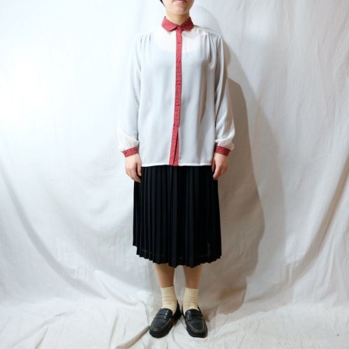 他の写真1: 無地 白 長袖 ブラウス レギュラーカラー[16541]