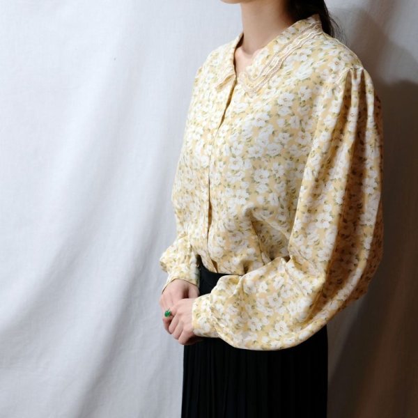 画像5: 花柄 黄色系 長袖 ブラウス  レギュラーカラー  パフスリーブ 比翼 [11424]