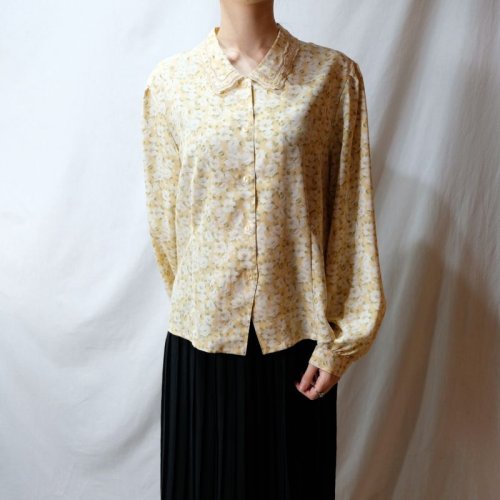 他の写真1: 花柄 黄色系 長袖 ブラウス  レギュラーカラー  パフスリーブ 比翼 [11424]