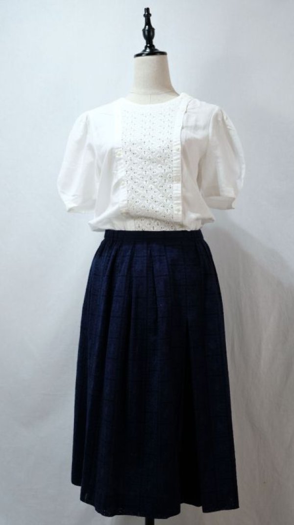 画像3: 無地 ネイビー スカート ボックスプリーツ レース生地 w/68cm [11574]
