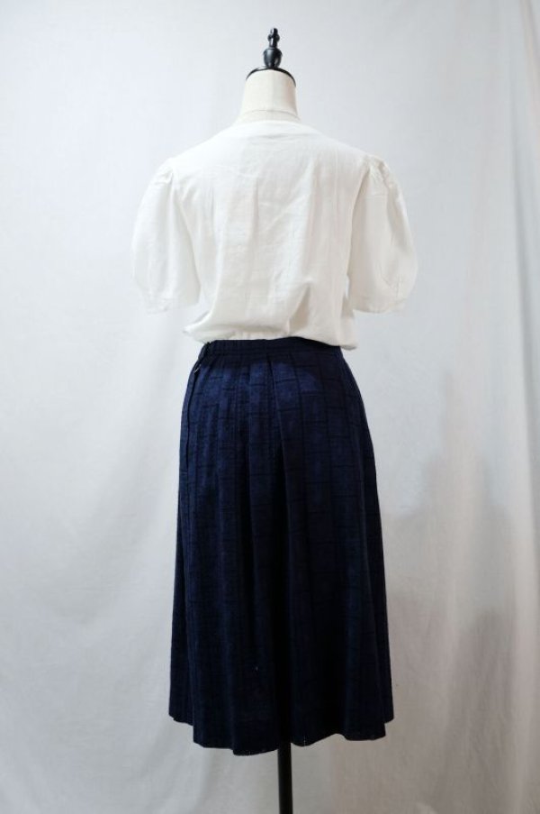 画像8: 無地 ネイビー スカート ボックスプリーツ レース生地 w/68cm [11574]