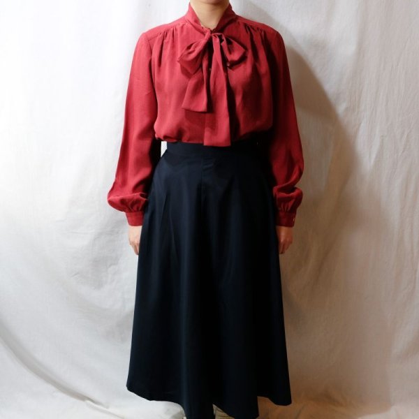 画像3: 無地 赤 長袖 ブラウス ボウタイカラー [11433]