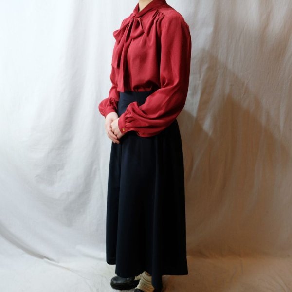 画像4: 無地 赤 長袖 ブラウス ボウタイカラー [11433]