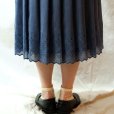 画像10: 無地 ブルー スカート プリーツ 刺繍/w70cm[11491]