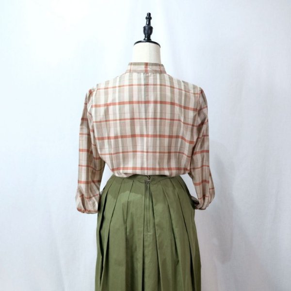 画像4: ベージュ系 レッド×カーキ チェック柄 長袖 ブラウス スタンドカラー [11631]