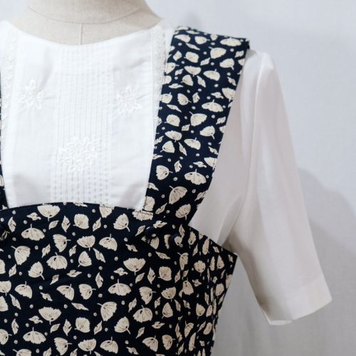 他の写真1: リーフ柄 ネイビー系 ジャンパースカート[11695]