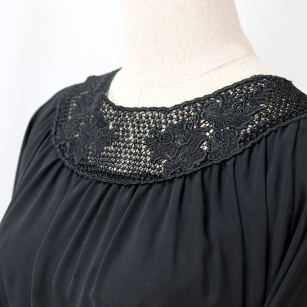 画像3: 四角模様 黒 長袖 レトロワンピース ノーカラー レース ウエストリボン [11675]