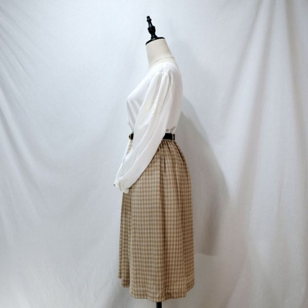 画像9: 刺繍 白 ブラウス 長袖 ノーカラー [11767]