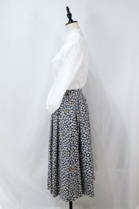 花柄 ネイビー系 スカート フレア シルク混  /w66cm[11855]