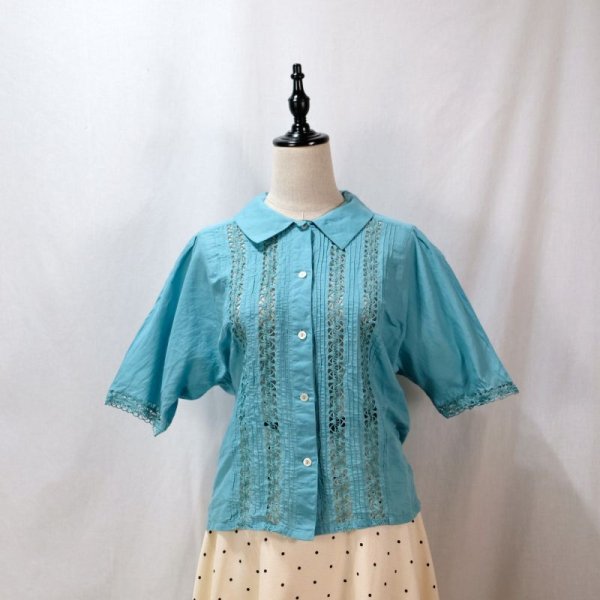 画像13: 無地 水色 半袖 ブラウス レギュラーカラー 刺繍 はしごレース ドルマンスリーブ [11973]