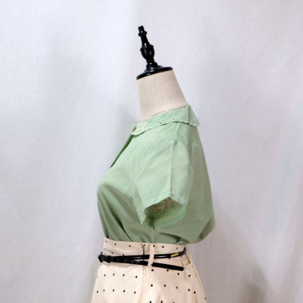 画像7: 無地 きみどり色 ブラウス 半袖 スカラップカラー 刺繍  [11970]