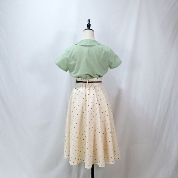 画像12: 無地 きみどり色 ブラウス 半袖 スカラップカラー 刺繍  [11970]