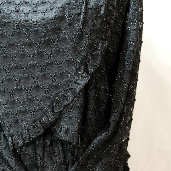 画像7: レース地 お花のコサージュ 黒×ゴールド 長袖 レトロワンピース ノーカラー ウエストゴム[12069]