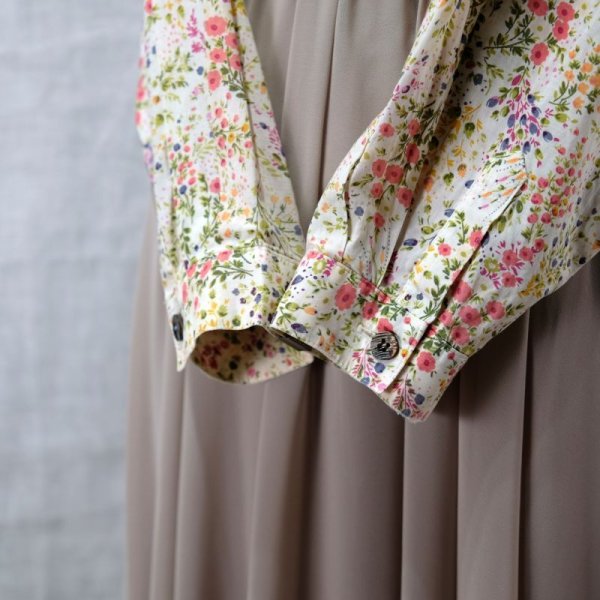 画像3: "花もめん" 花柄 白系 コットン ブラウス 長袖 レギュラーカラー [12141]