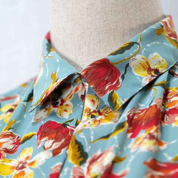 画像3: "Jean Paul GAULTIEN" 花柄 ターコイズブルー系 ブラウス 長袖 レギュラーカラー 前ボタンなし  [12142]