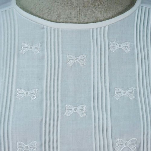 他の写真1: 無地 白 長袖 ブラウス ノーカラー リボン 刺繍 [12218]