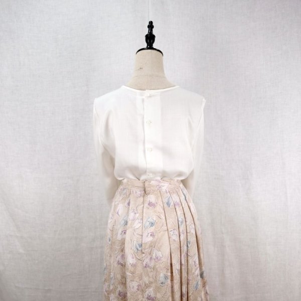 画像7: 無地 白 長袖 ブラウス ノーカラー リボン 刺繍 [12218]