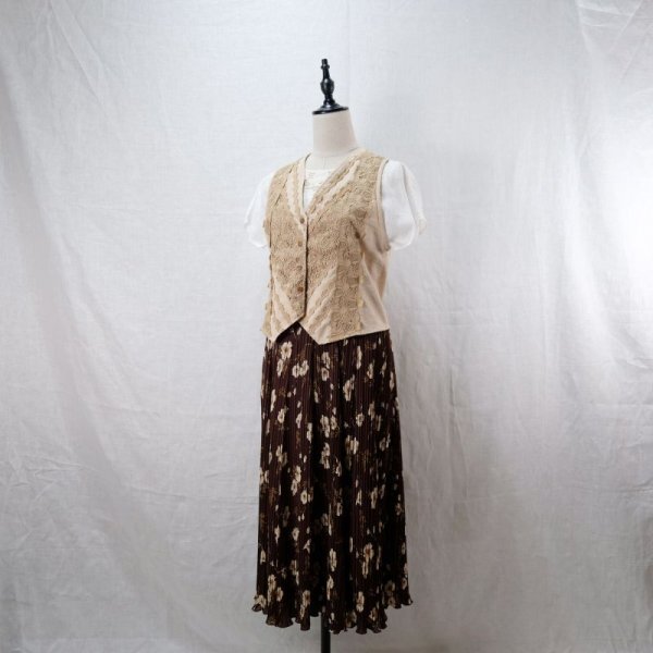 画像4: ベージュ系 レース ベスト Vネック[12241]