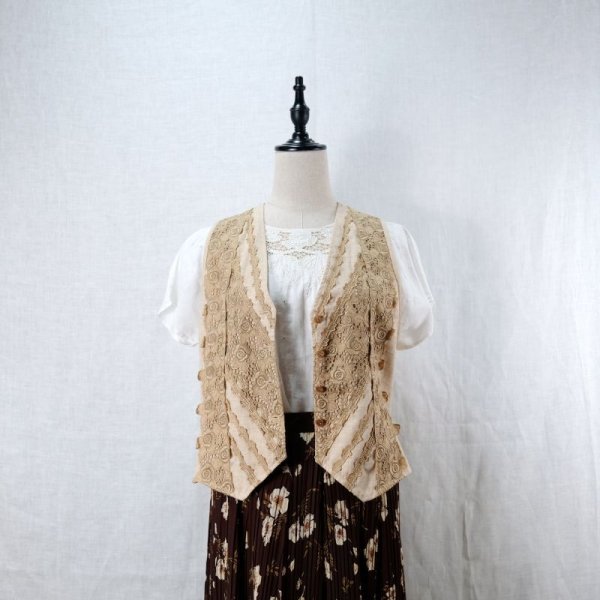 画像16: ベージュ系 レース ベスト Vネック[12241]
