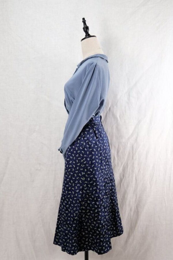 画像11: ドット柄 水色 長袖 ブラウス ラウンドカラー 3枚重ね襟 ウエストダーツ [12427]