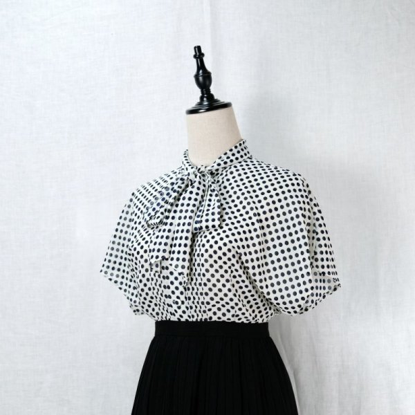 画像7: ドット柄 白×ネイビー ブラウス 半袖 ボウタイカラー [12130]