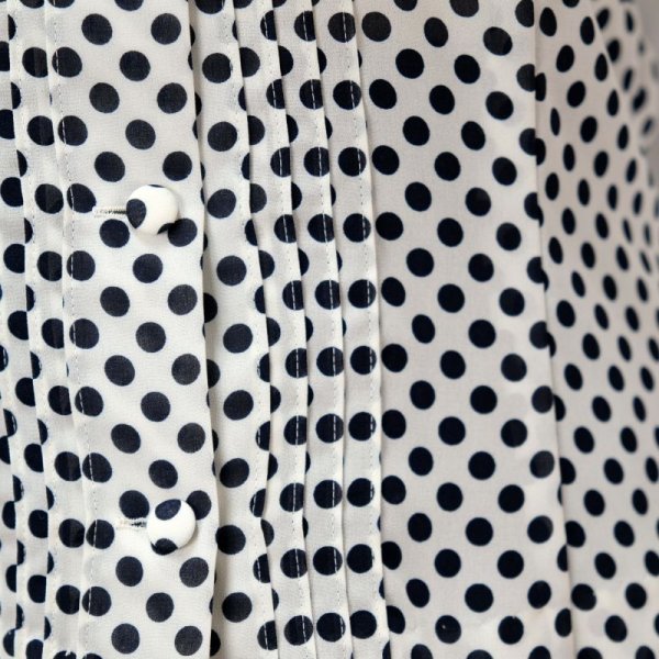 画像12: ドット柄 白×ネイビー ブラウス 半袖 ボウタイカラー [12130]