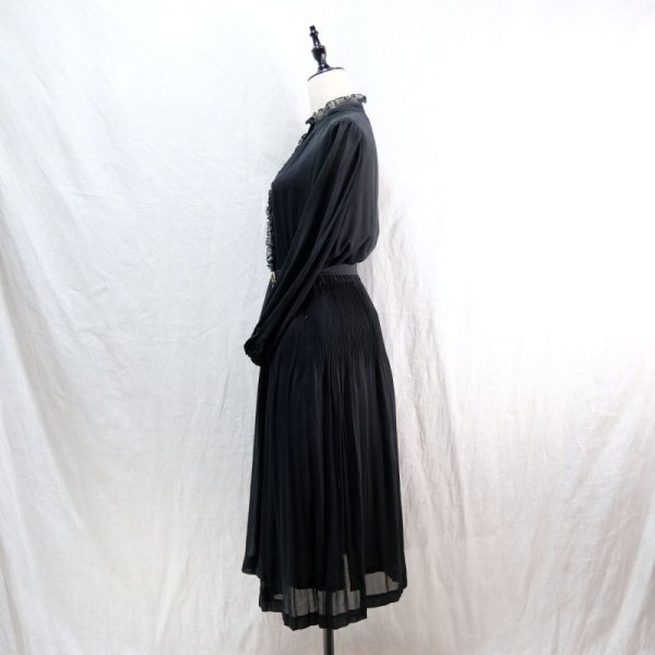 画像8: 無地 黒 長袖 レトロワンピース フリルカラー [14316]
