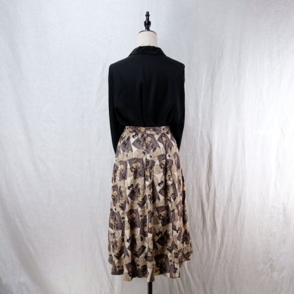 画像8: 無地 ブラック ブラウス 長袖 ラウンドカラー [14372]