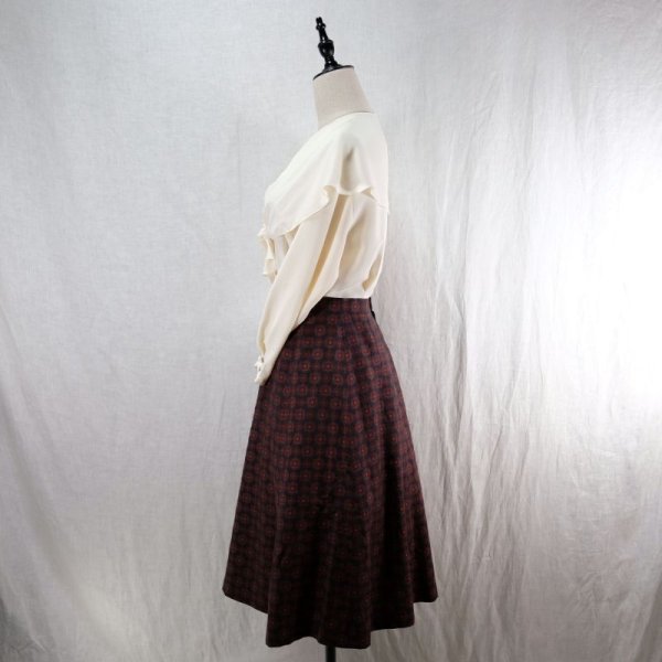 画像3: レトロ幾何学模様 ネイビー×レッド スカート フレア  /w71cm [14376]