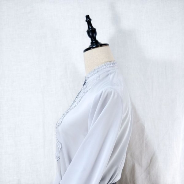 画像6: 無地 グレー 長袖 ブラウス フリルスタンドカラー[14488]