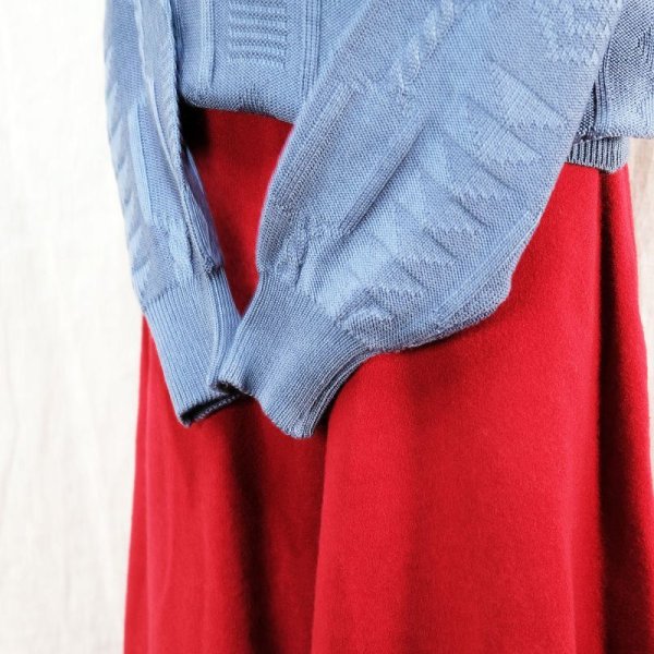 画像12: レトロ幾何学 ブルー セーター Vネック[14514]